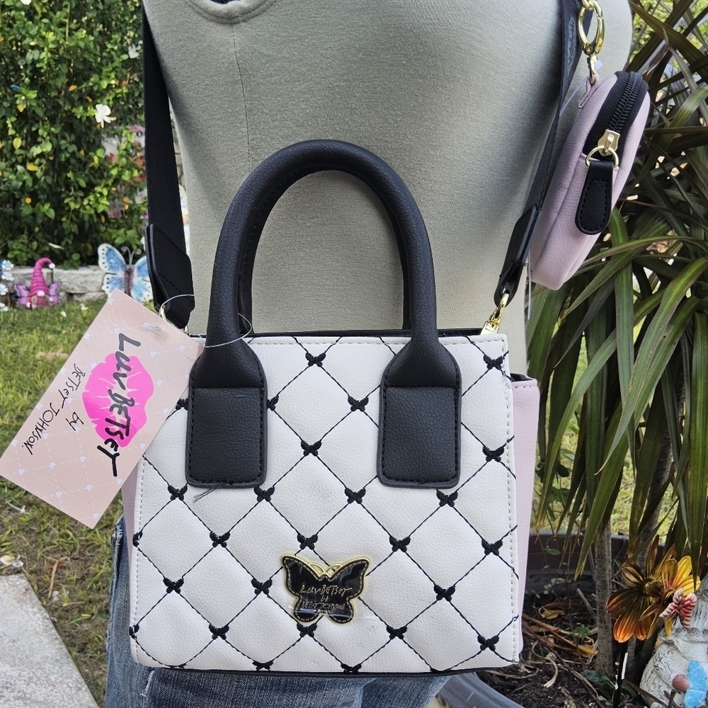 BETSEY JOHNSON BLUSH/MULTI COLOR QUILTED BUTTERFLIES SQUARE SATCHEL w/POUCH